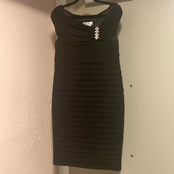 Black Dress Tradition - Picture 1 of 3